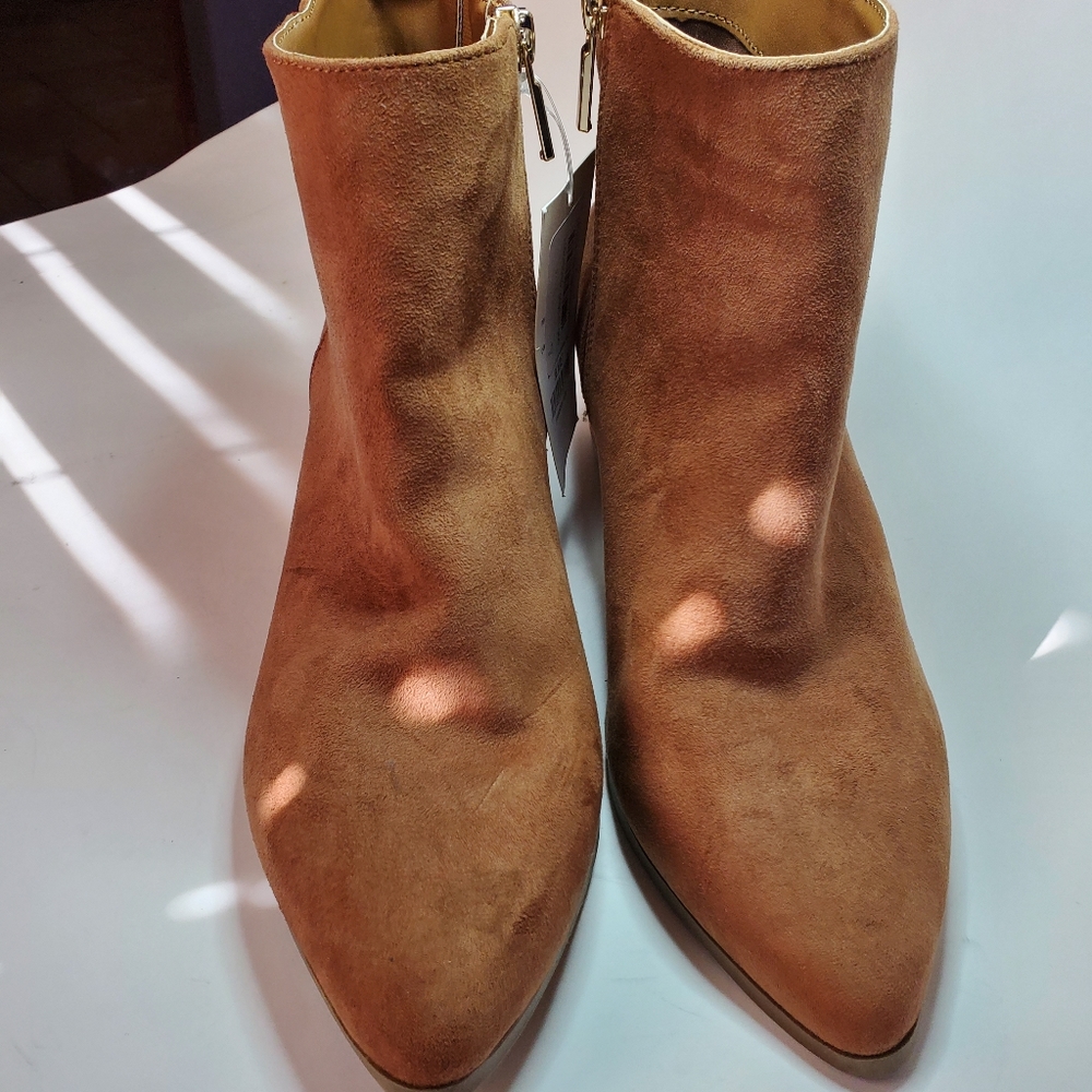 NWT A NEW DAY SUEDE CARMEL BOOT WITH ZIPPER